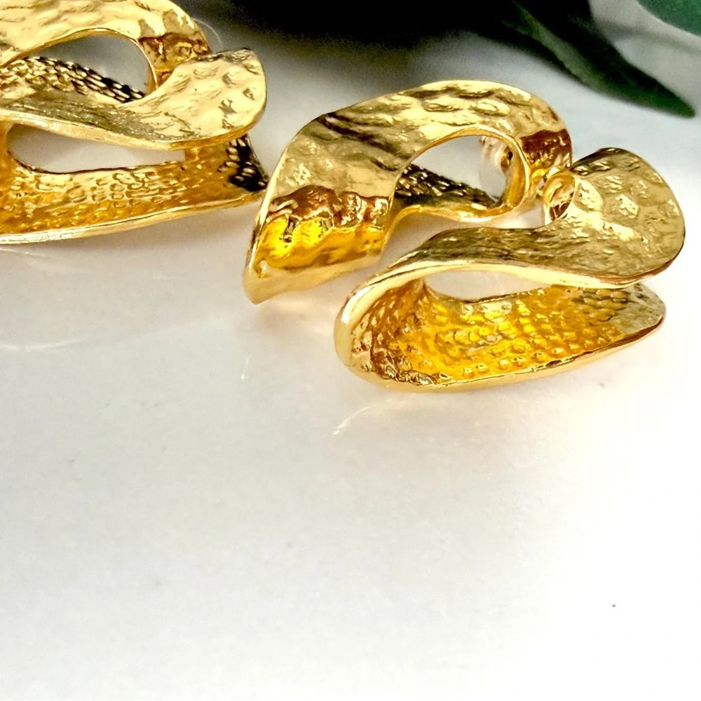 2/$30🌵 Gold Tone Curved Organic Shape Earrings Double Sided Unique Jewelry NEW